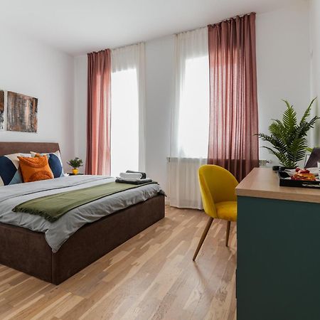 Amalia - Quiet 1Br Apartment With Parking & Wi-Fi Bukarest Exterior foto