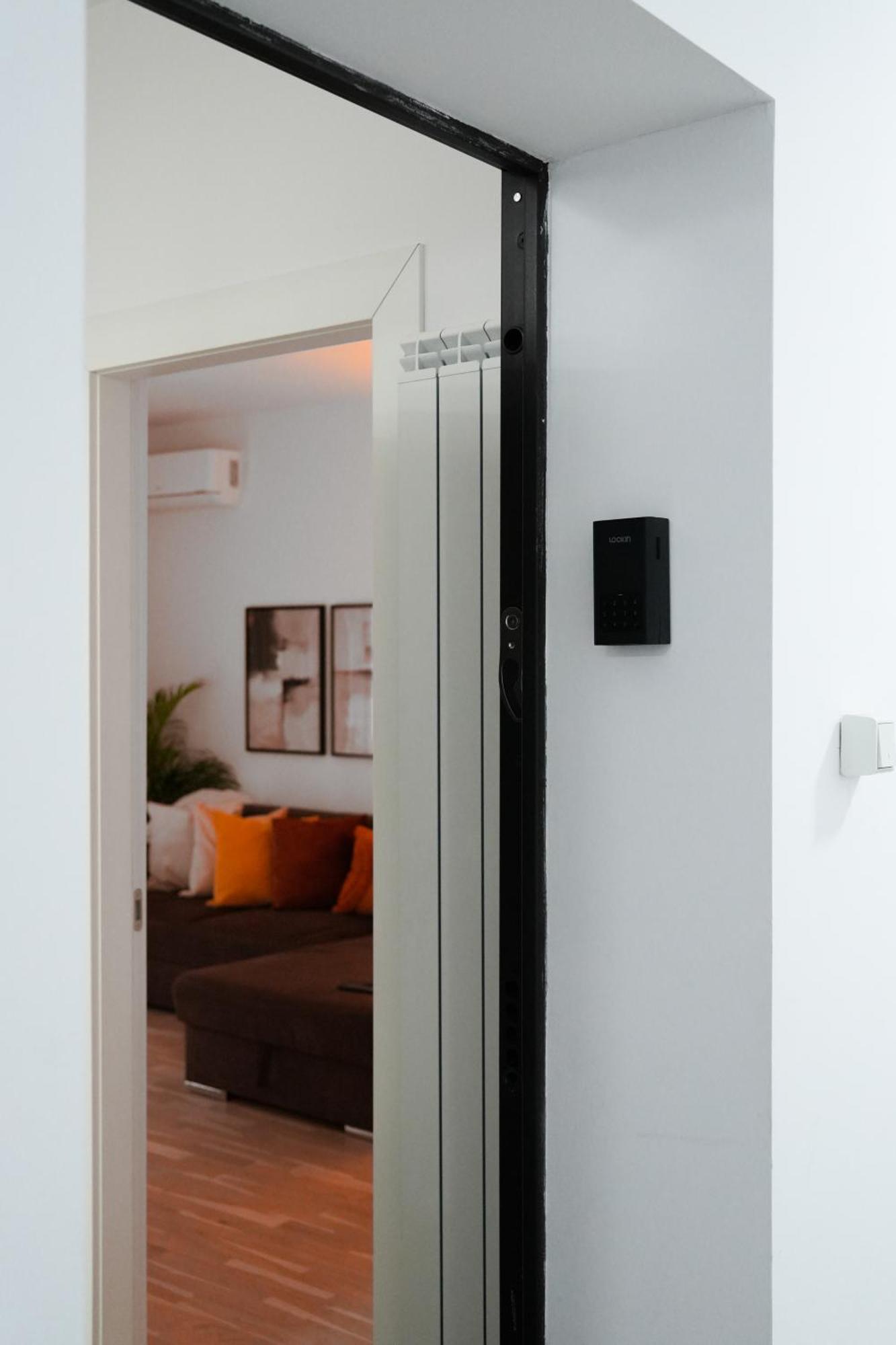 Amalia - Quiet 1Br Apartment With Parking & Wi-Fi Bukarest Exterior foto
